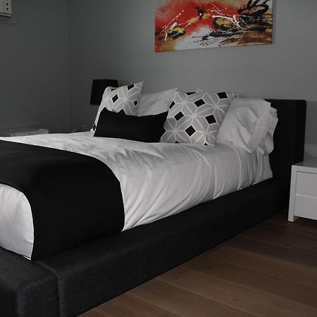 Balmoral Motel Hotel Thetford Mines Bagian luar foto